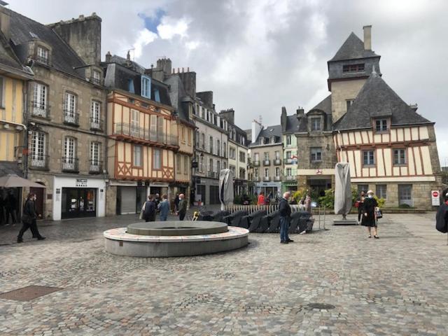 Grand Studio En Hyper Centre Apartment Quimper Exterior photo